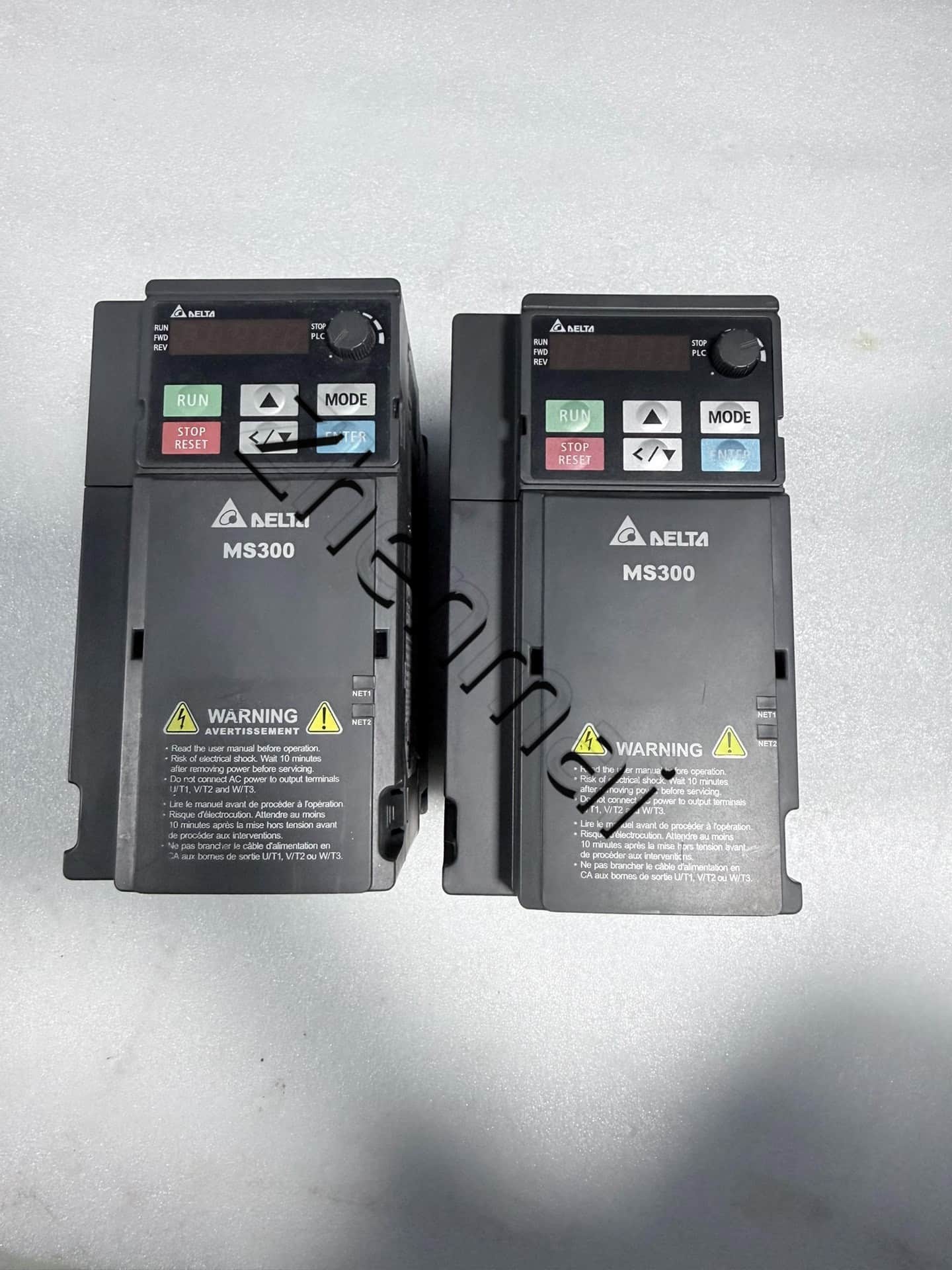 100% upouusi alkuperäinen ja aito Delta 220V 2,2KW VFD11AMS21ANSAA Taajuusmuuttajat Käyttöservomoottori