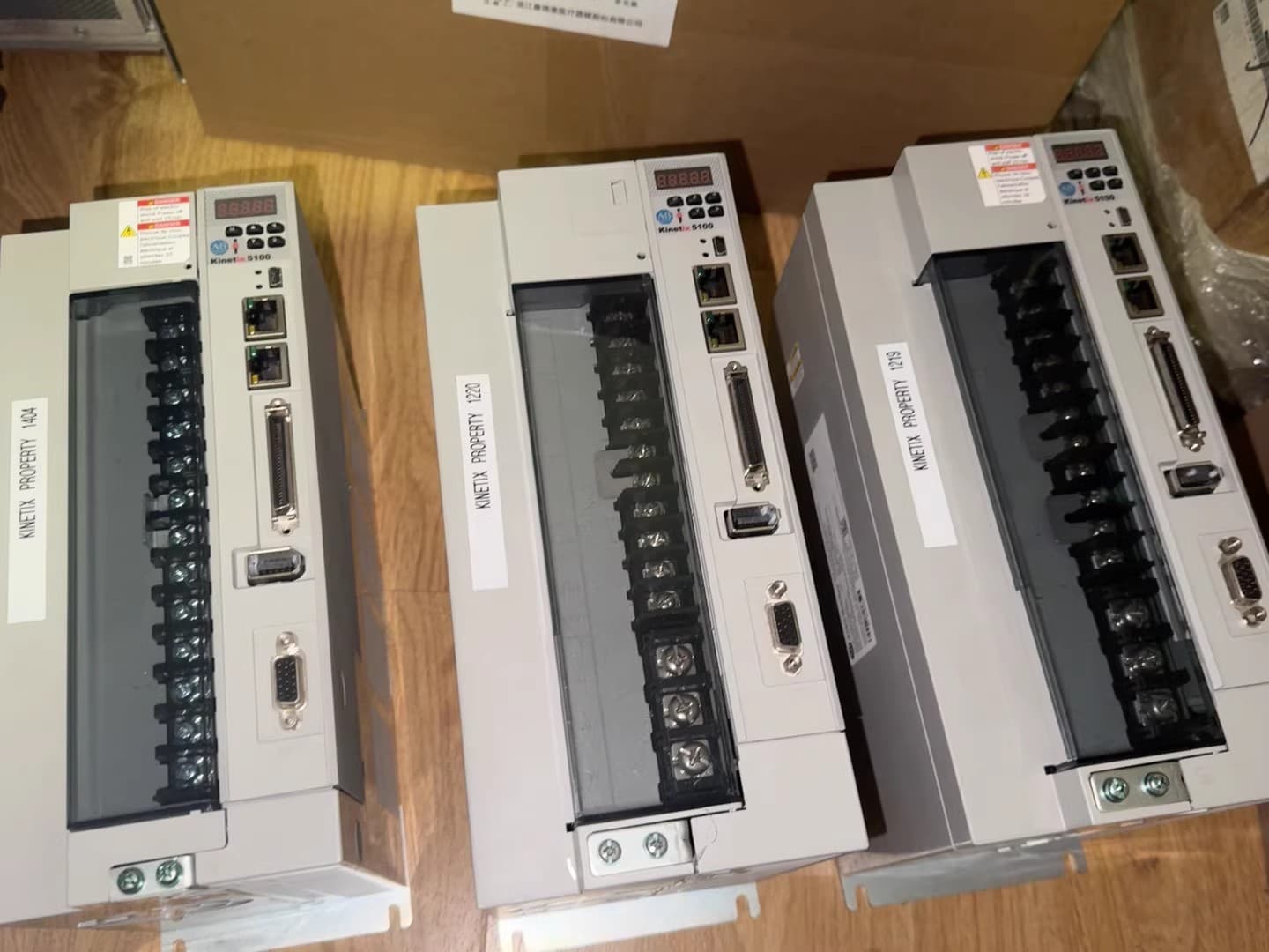 2198-E2055-ERS Kinetix 5100 servo, upouusi ja aito