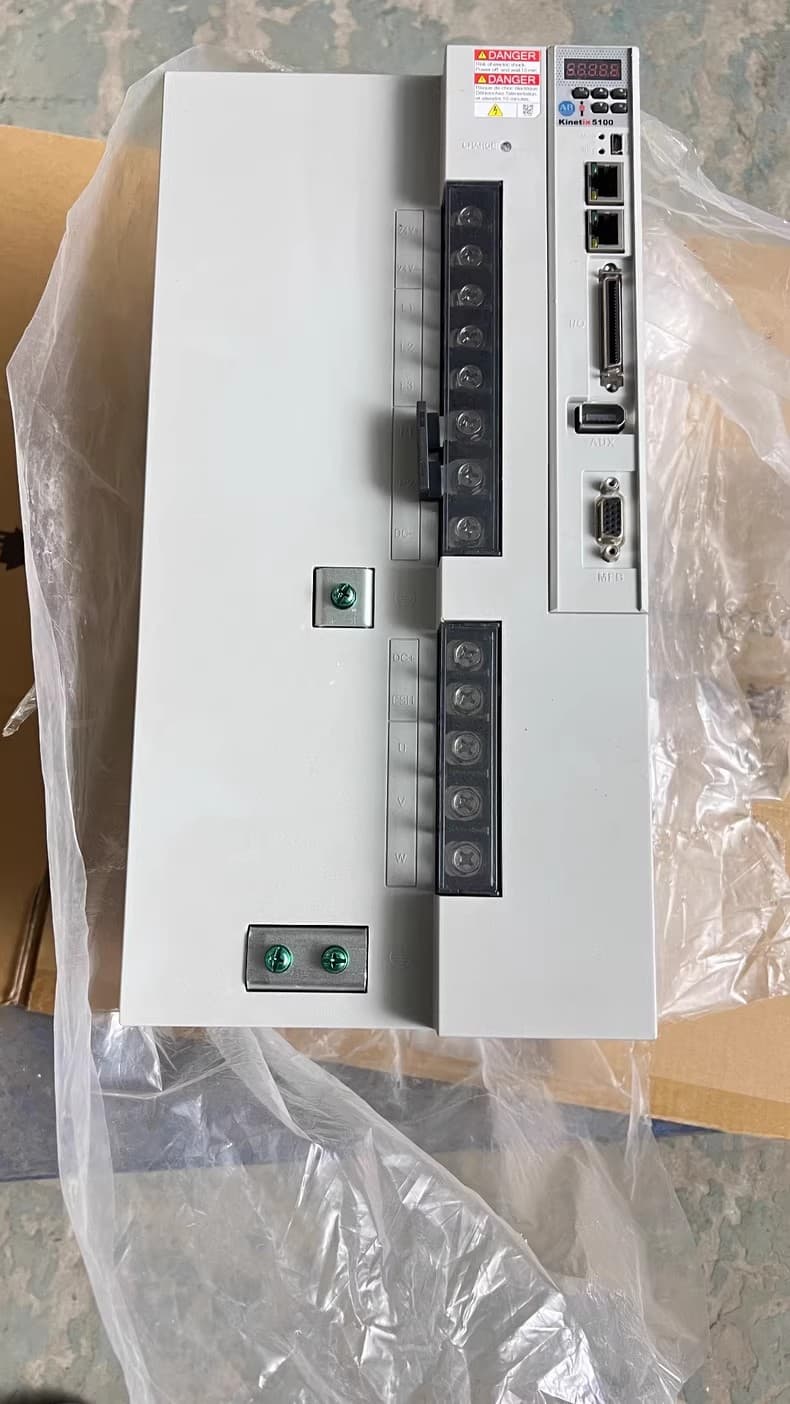 2198-E4150-ERS Kinetix 5100 servo, upouusi ja aito