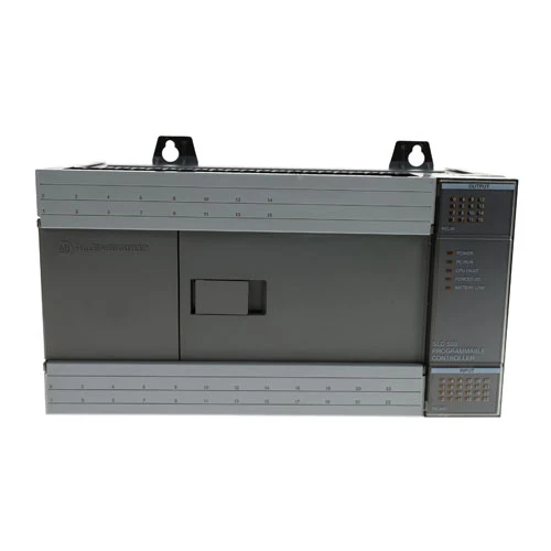 Upouusi alkuperäinen Allen-Bradley 1747-L20A SLC 500 kiinteä PLC-ohjain nopea toimitus