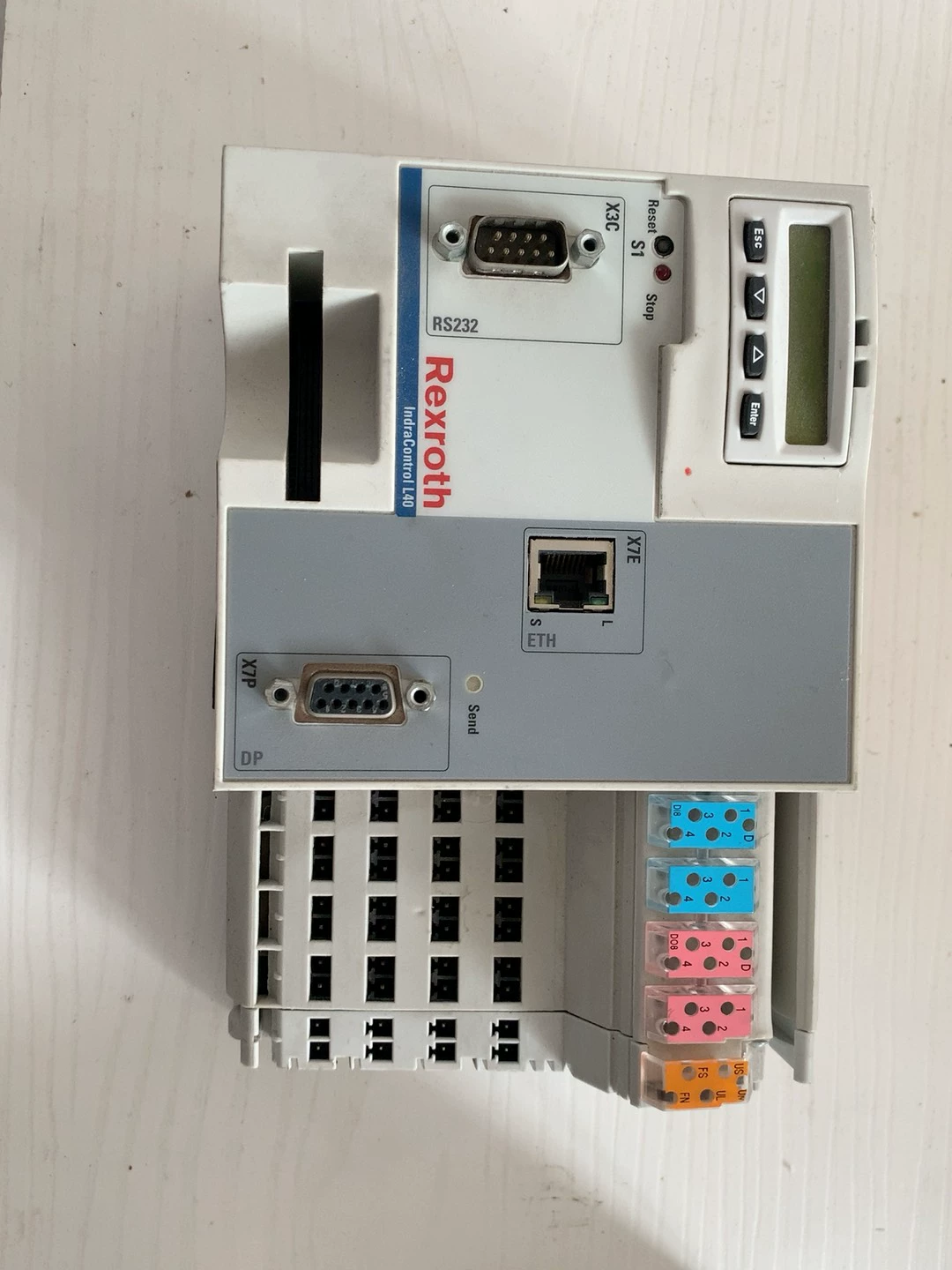 Upouusi alkuperäinen Bosch Rexrothin servomoottori CML40.1-NP-220-NA-NNNN-NW servomoottori Nopea toimitus