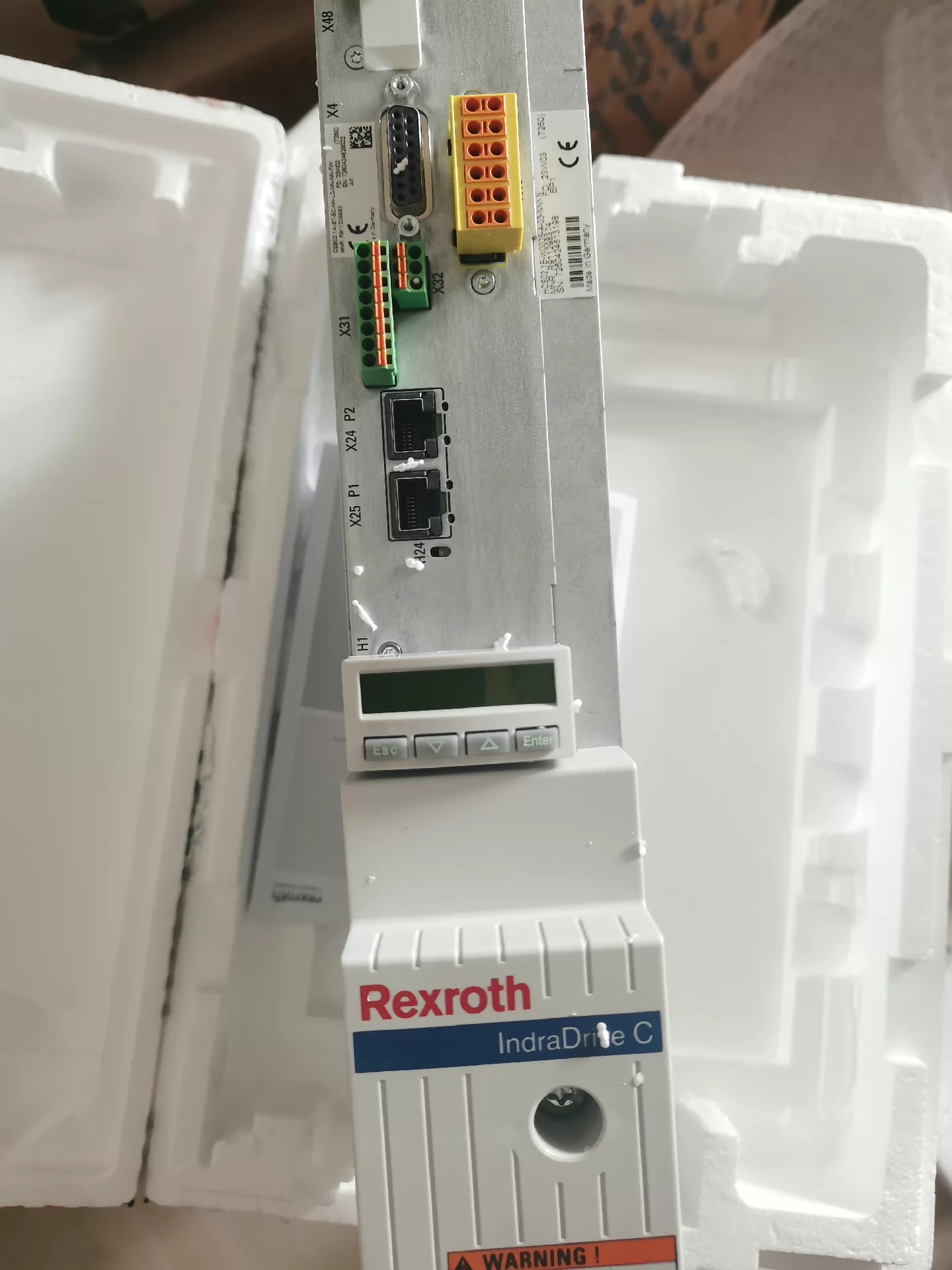 Upouusi alkuperäinen Bosch Rexroth -servomoottori CSB02.1A-ET-EC-NN-L3-NN-NN-FW servomoottori Nopea toimitus