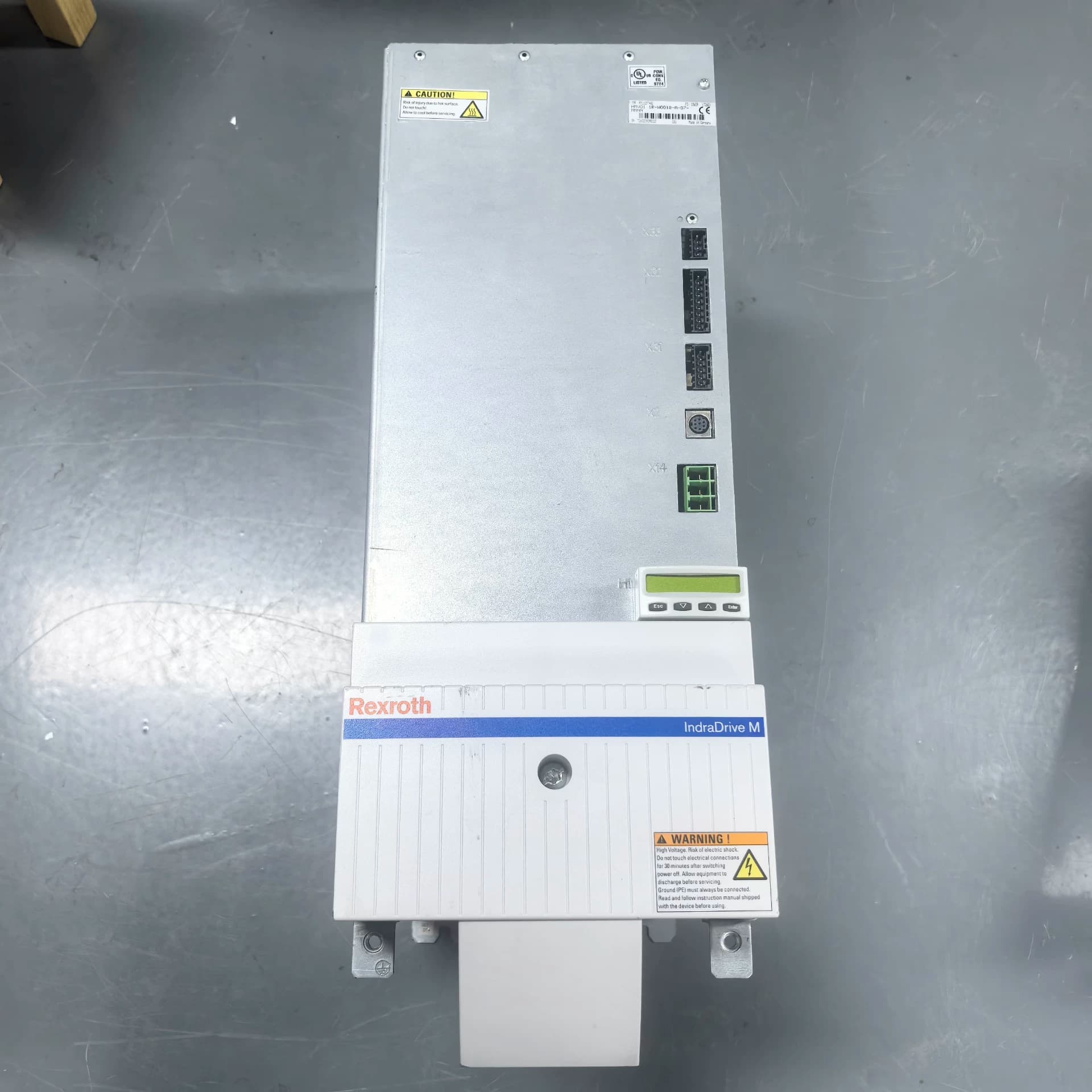 Upouusi alkuperäinen Bosch Rexroth -servomoottori HMV01.1R-W0018-A-07-NNNN Servomoottori Nopea toimitus