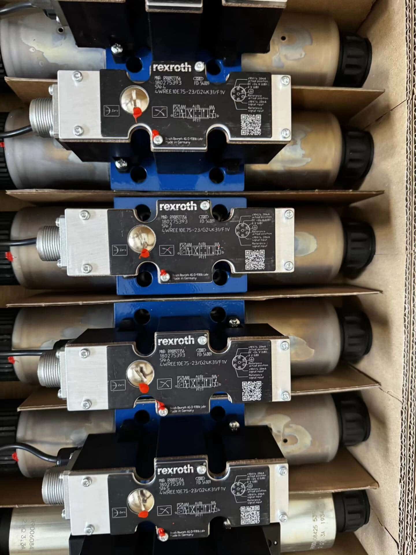 Upouusi alkuperäinen Bosch Rexroth -servokäyttö Proportioventtiili DBEM10-7X/315YG24K4M servomoottori nopea toimitus