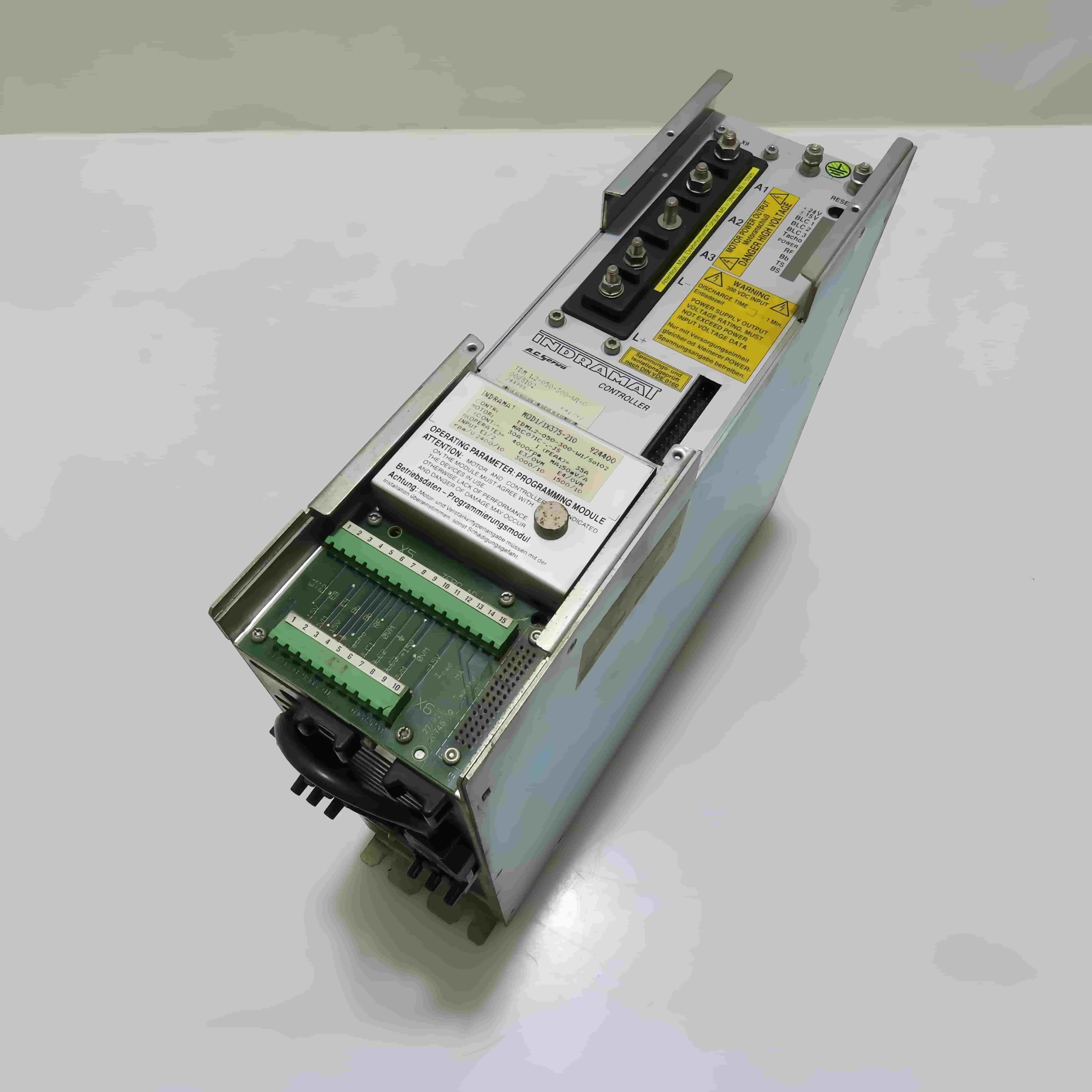 Upouusi alkuperäinen Bosch Rexroth -servomoottori TDM1.2-050-300-W1-000 servomoottori Nopea toimitus